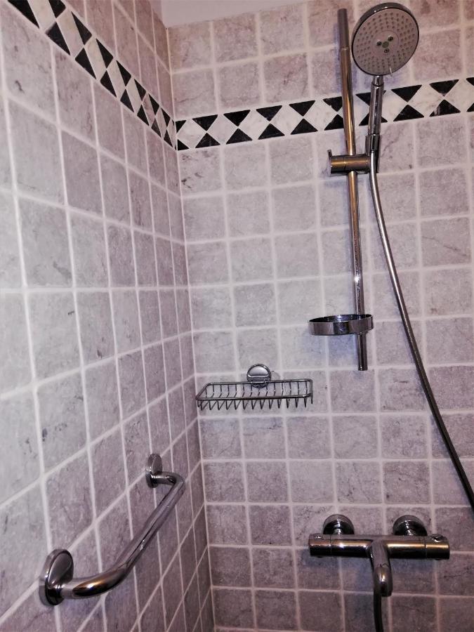 Au Charme Du 13 Faubourg De France A Bouillon Villa Exteriör bild