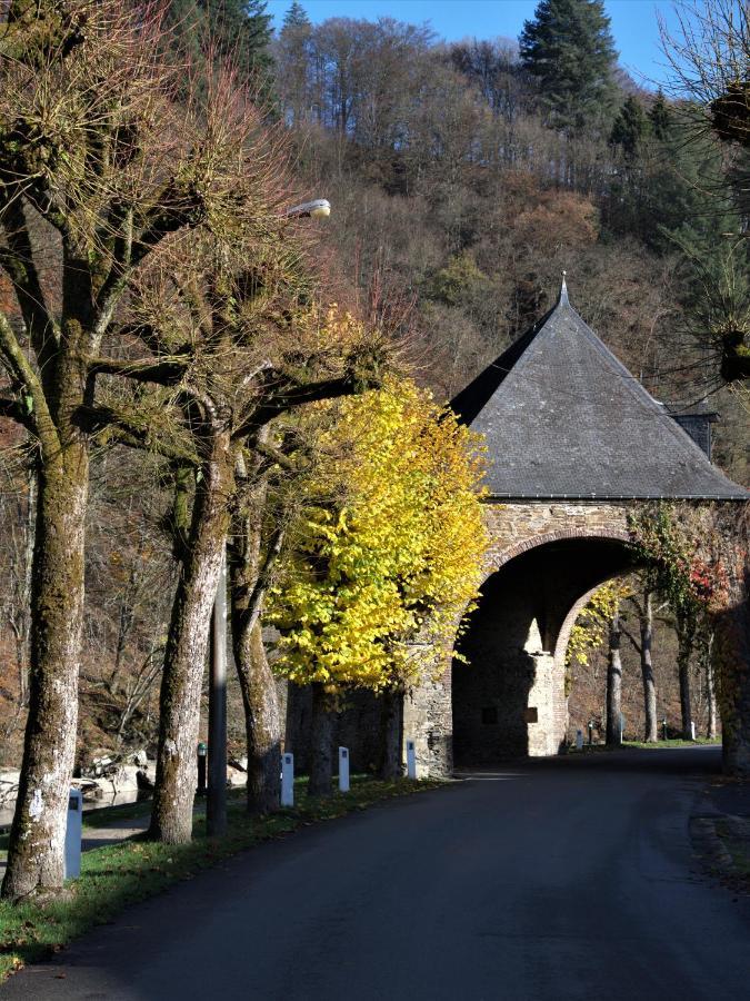 Au Charme Du 13 Faubourg De France A Bouillon Villa Exteriör bild